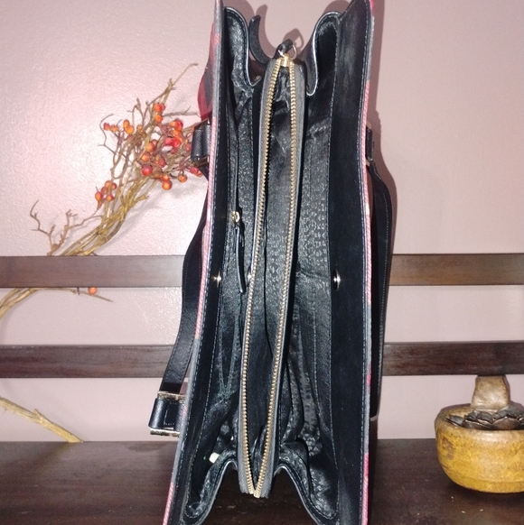 Kate Spade New York Newbury Lane Tote Red & Black Plaid & Saffiano Leather Trim - Picture 7 of 12